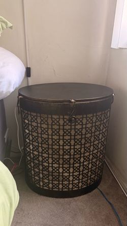 Round Metal Lattice Storage Basket with Lid