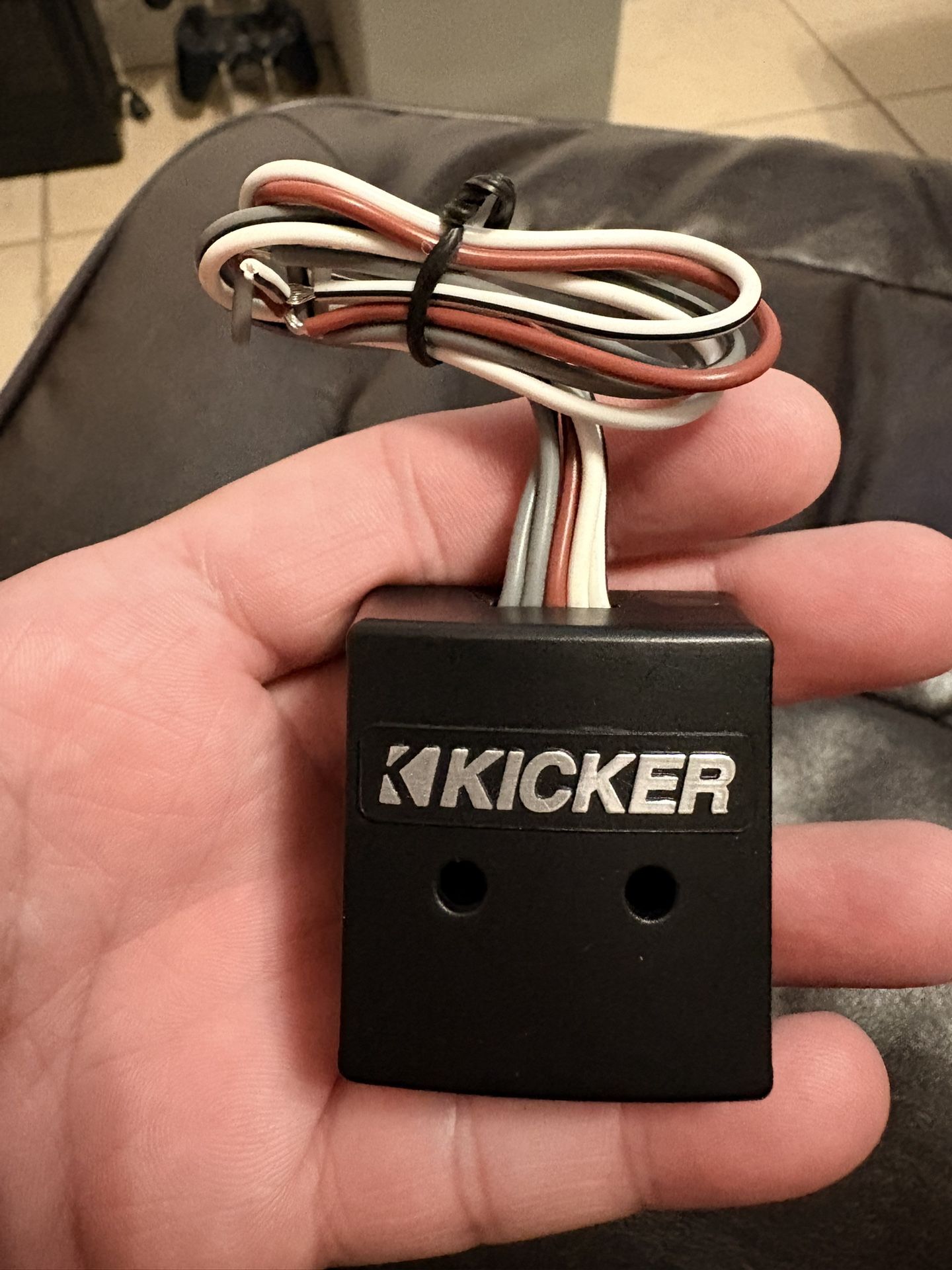 Kicker Loc