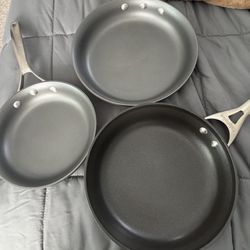 Set Of 3 Calphalon Pans 