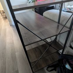 Office Desk/ Like New 