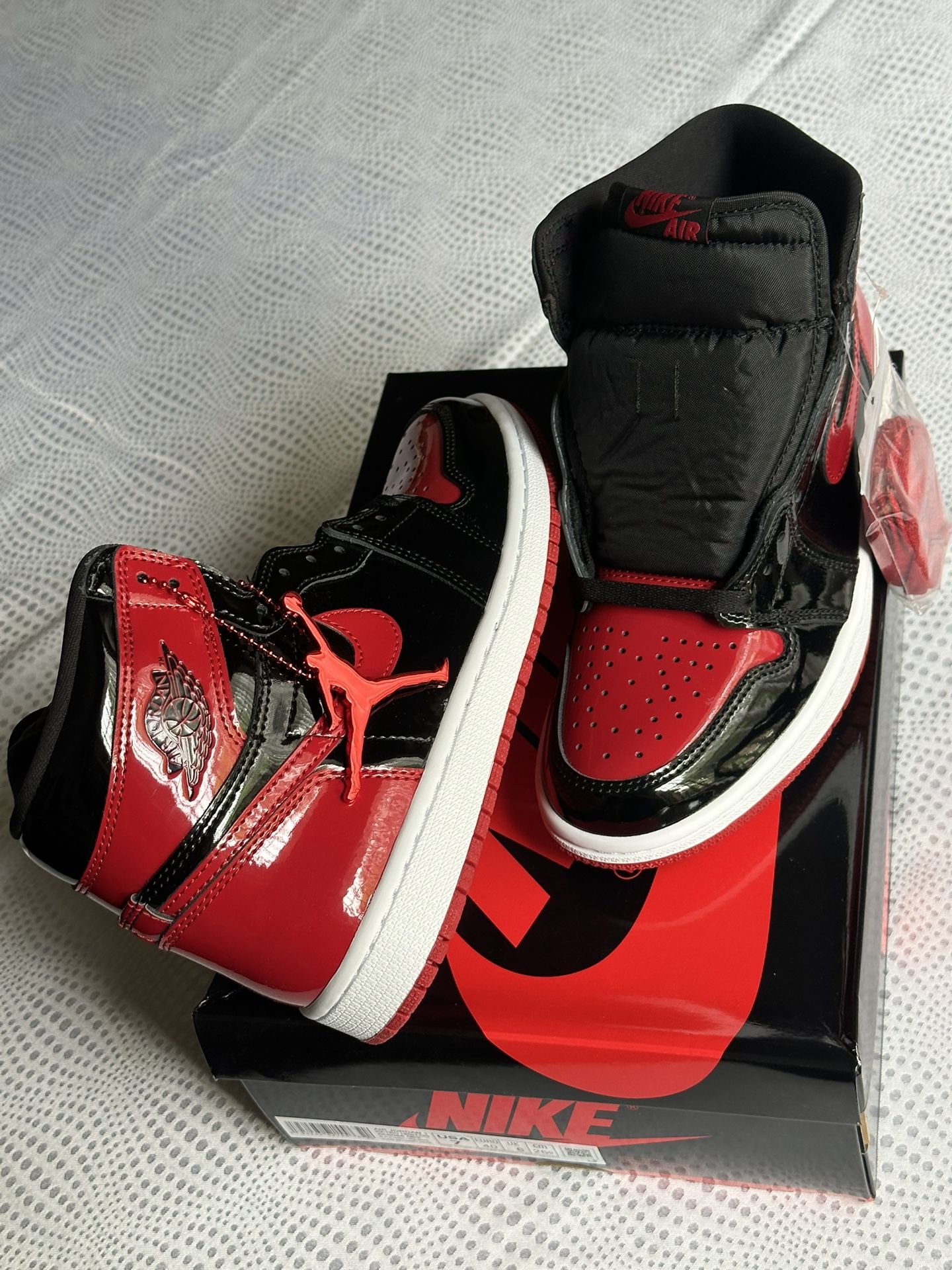 Nike Air Jordan 1 Retro High OG Bred Patent 7 Men’s or 8.5 Women’s Size