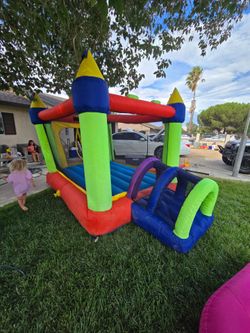 11x12 inflatable jumper