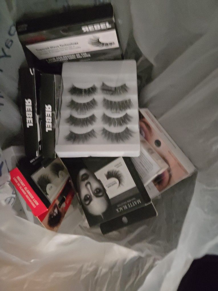 Bag Of Lashes