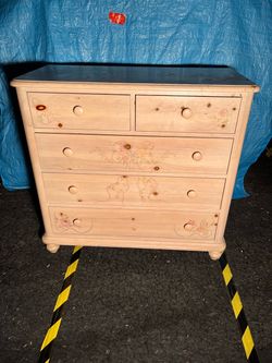 Vintage 1990’s Thomasville Impressions 5 Drawer Dresser