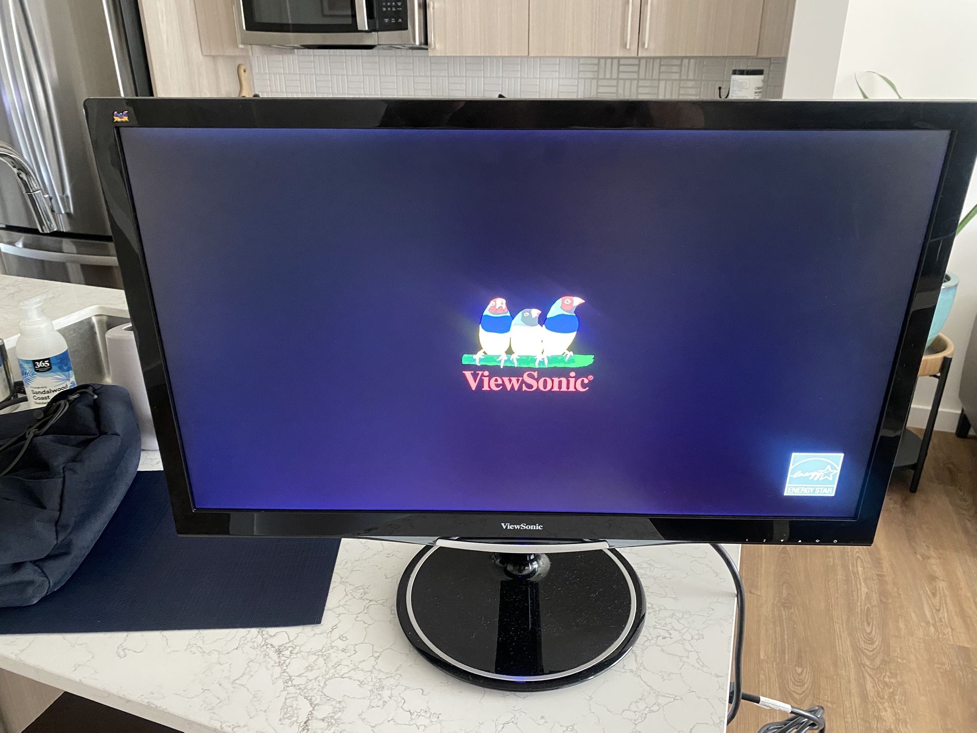  ViewSonic 27 “ Computer Monitor 