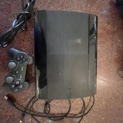 PS3 Slim 500 Gig W Control 