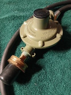 Marshall Excelsior MEGR-230 single-stage low-pressure propane regulator. 