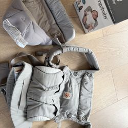 Ergobaby All Position Bay Carrier Plus Newborn Insert