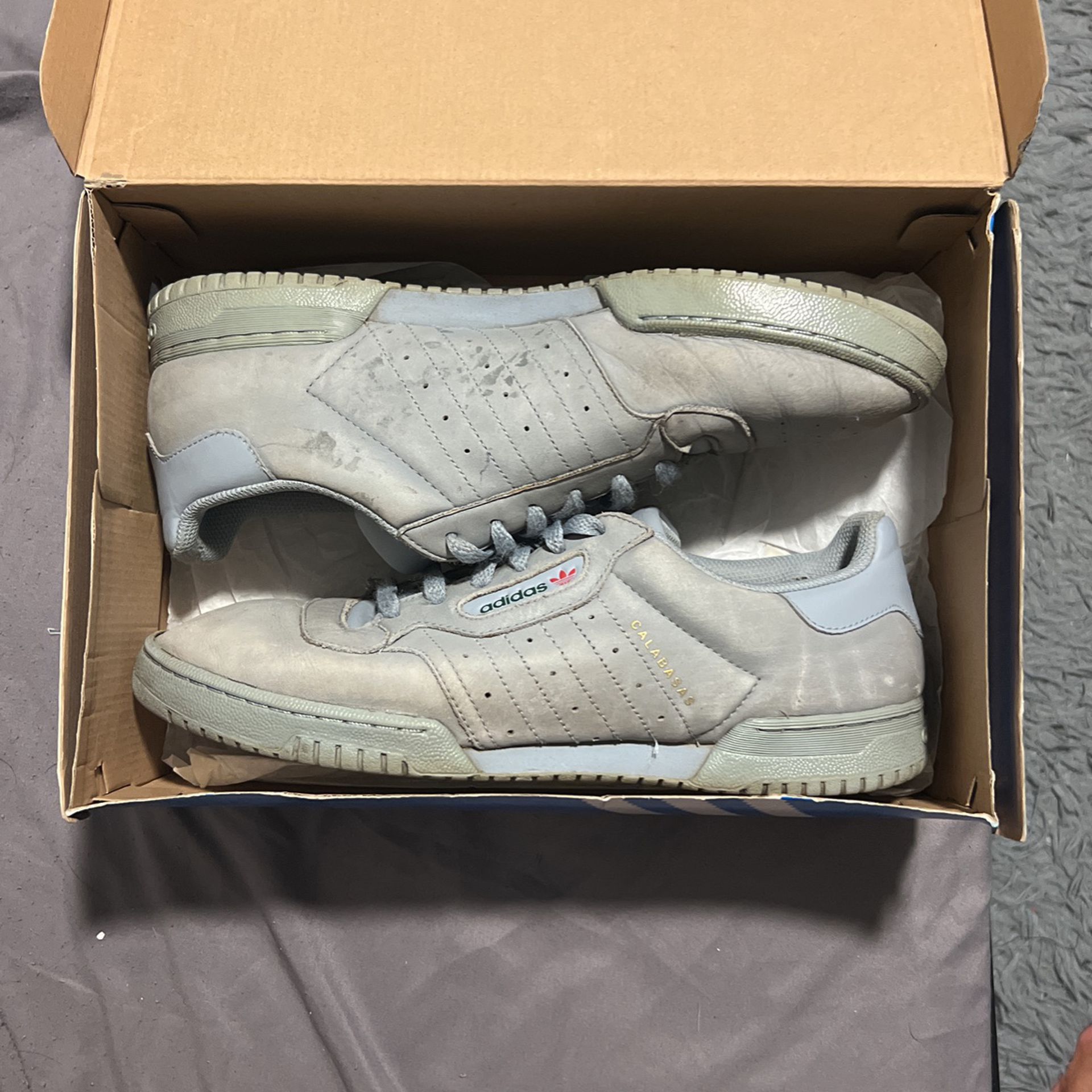 Hectare Terminal Groene achtergrond Adidas Yeezy Powerphase Size 12 for Sale in Temecula, CA - OfferUp