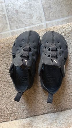 Toddler boy Nike sandals