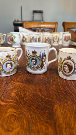 Set of 3 commemorative cups 1953