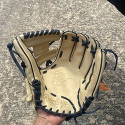 Baseball Glove 