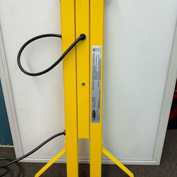 TPI Corporation 40-LDA Fostoria Loading Dock Arm – 40" Reach Dual Square 1-1/2 inch Steel Tubing, 120V, with Two Embedded outlets