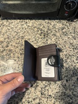 Coach Medium Corner Zip Wallet