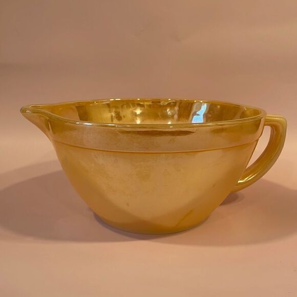 Fire King, Peach Lusterware with Laurel, Batter Mixing Bowl No Chips Collectible