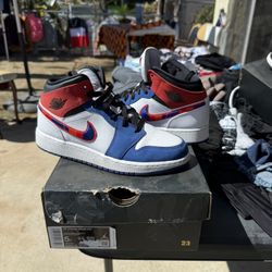 Nike Air Jordan 1 Mid