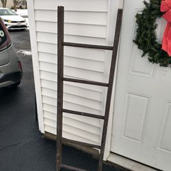 Holiday Ladder