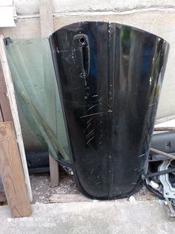 Toyota MR2 driverside door complete