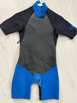 Youth body glove wetsuit used