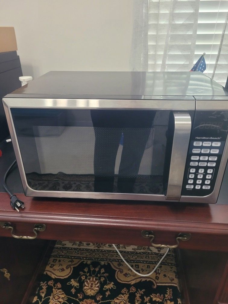 Hamilton Beach Microwave
