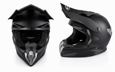 Heavy duty dirtbike helmet