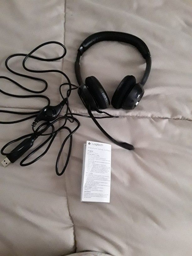 Logitech USB Computer Headset H390