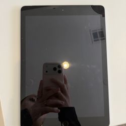 Ipad 6th Gen Wifi + Cellular 32GB