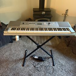 Piano W/ Aux Adapter 
