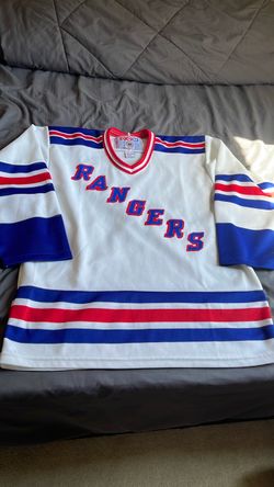 Vintage Men’s Medium CCM New York Rangers White Hockey Jersey USED