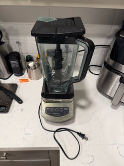 Ninja 1000 watt blender