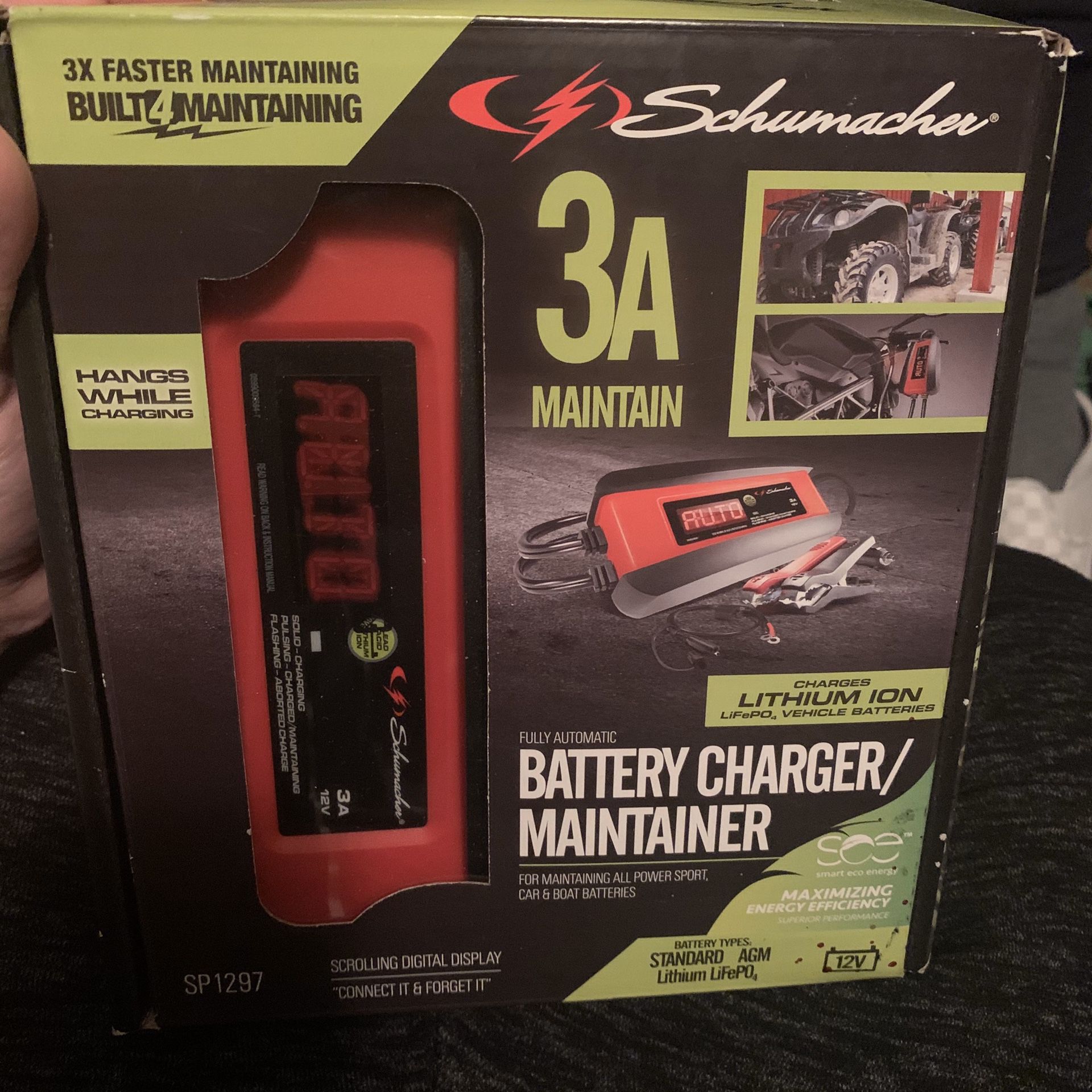 Battery charger/maintainer