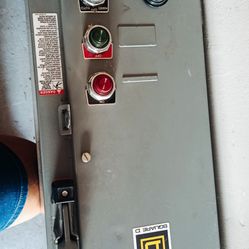 electric box with its new fuses
