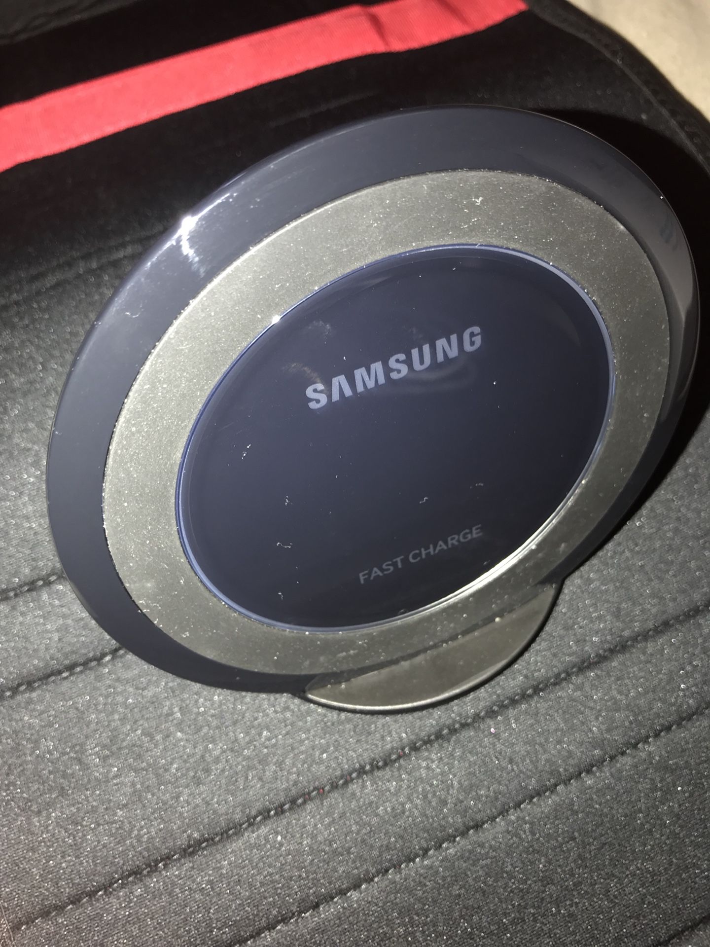 Samsung Fast charge wireless charging stand