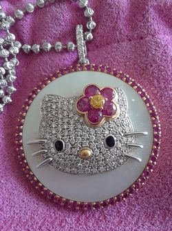 Hello Kitty 18k white gold and diamond pendant