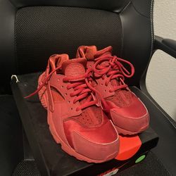 Nike Red Huaraches Sz 6.5$20
