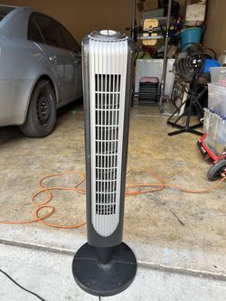 Holmes Oscillating Tower Fan – 3 Speed – Slim Space Saver – Works Great