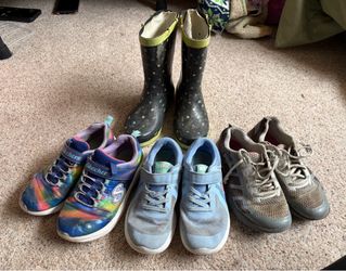 Boots and shoes kids size 1-2