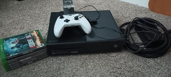 Xbox ONE & games $400
