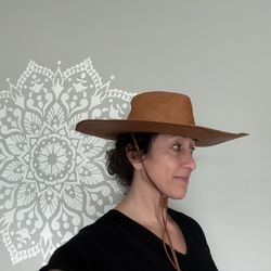 Brianna Madia hat by Minga