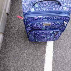 22".   Fabric luggage 2 wheels pickup only cash