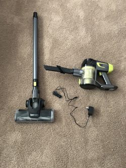 Rechargeable, cordless vacuum