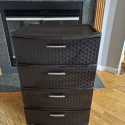 4 Drawer Storage Dresser 