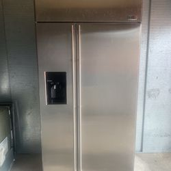 GE monogram Built In Refrigerator 