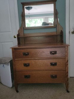 Antique 3 drawer oak dresser with beveled mirror