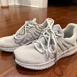 2 pairs of gym shoes