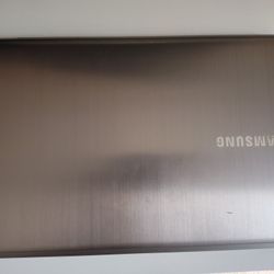 Samsung ATIV Book 8 Laptop (Win 10)