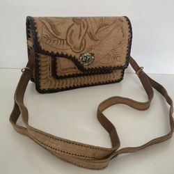 NOS Beautiful Vintage Hand Tooled Embossed Leather Purse / Hand Bag
