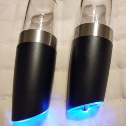 Electric Salt And Pepper Shaker 