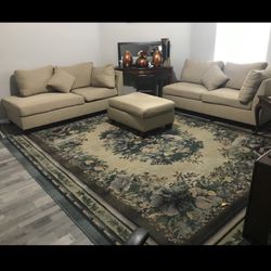 5  Piece Living Room Set.