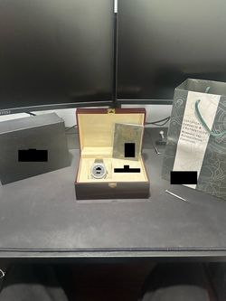 Men’s Luxury Watch